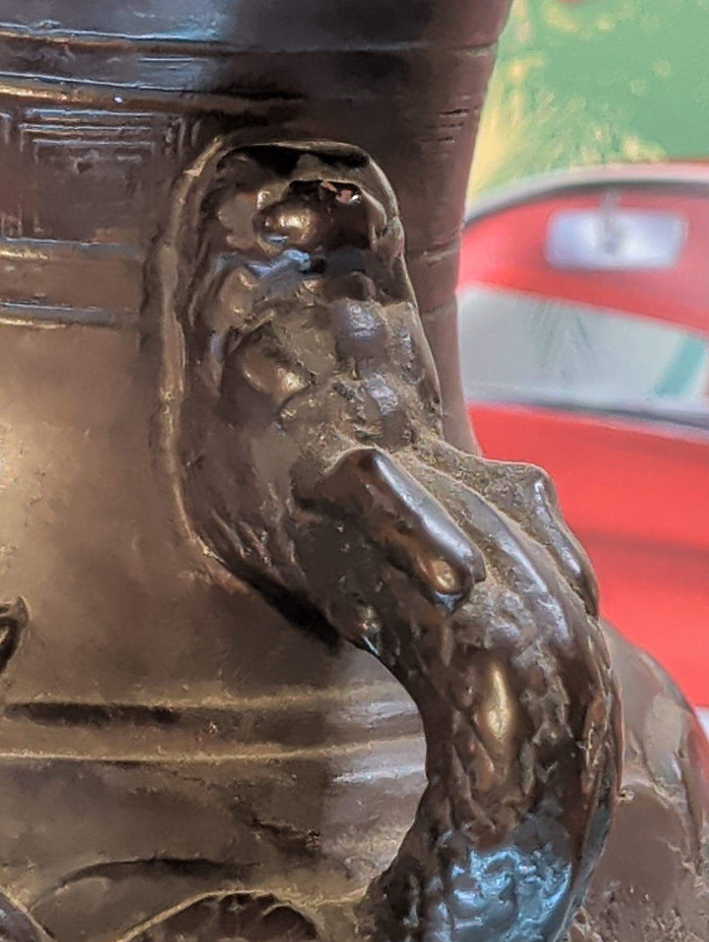 Antike Japanische Bronze-Amphoren-Vase – 19. Jahrhundert, Sammlerstück